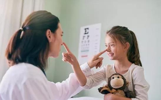 父母是近視眼，孩子一定會近視嗎？
