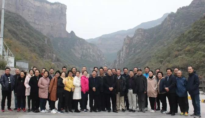 鄭州普瑞眼科醫(yī)院2019年豫北地區(qū)學(xué)術(shù)交流會圓滿落幕！